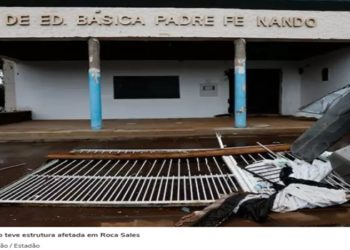 escolas do rs afetadas pelas enchentes