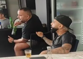 gabigol com a camisa do corinthians