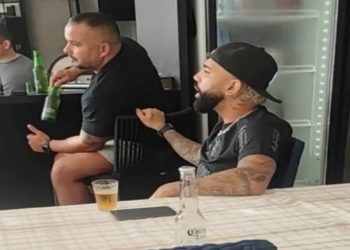 gabigol com a camisa do corinthians