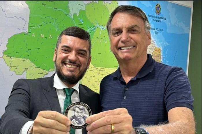 Jair Bolsonaro e o presidente da Alerj Rodrigo Bacellar: apoio na eleição em Campos dos Goytacazes-RJ