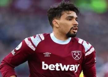 Lucas Paquetá foi absolvido das acusações de envolvimento em manipulação de apostas na Inglaterra. A decisão foi divulgada nesta quinta-feira (31) pelo West Ham.