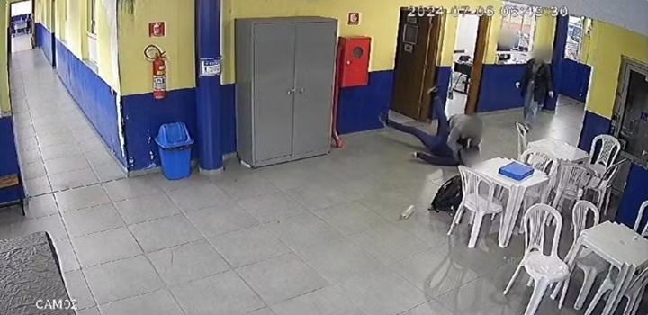 agressao aluno autista