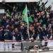 Paris 2024: Brasil desfila com 50 atletas e mostra animação no Rio Sena