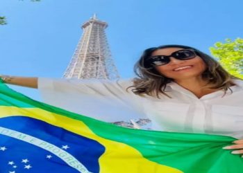 Passagens para Janja em Paris