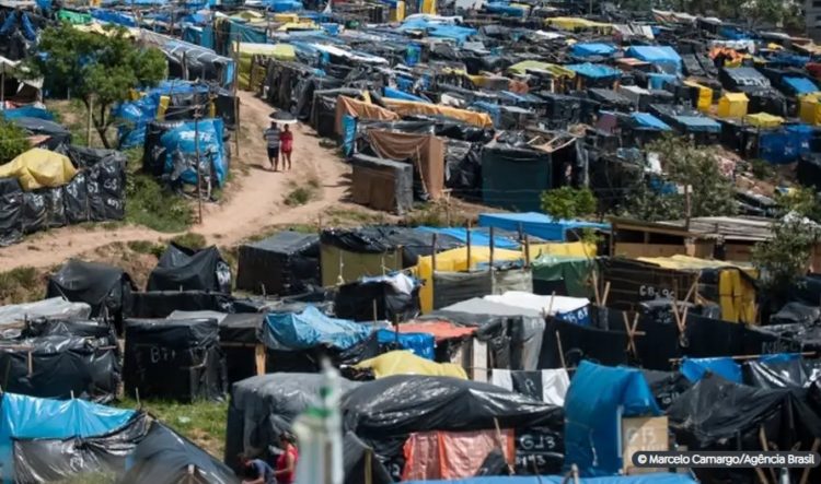 Mais de 1,5 milhão são afetados por remoções forçadas no Brasil