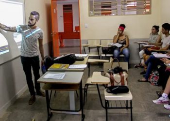 Pé-de-Meia alcançará quase 4 milhões de estudantes até setembro