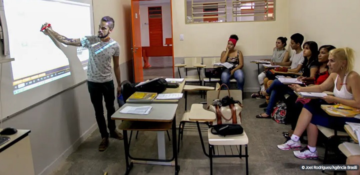 Pé-de-Meia alcançará quase 4 milhões de estudantes até setembro