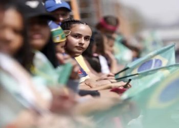 Desfile de 7 de Setembro destaca vacinação e homenageia gaúchos