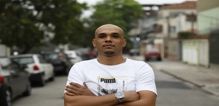 Jovens negros carregam traumas de reconhecimento fotográfico injusto