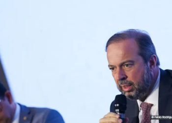 Brasil não corre risco de crise energética em 2024, diz ministro