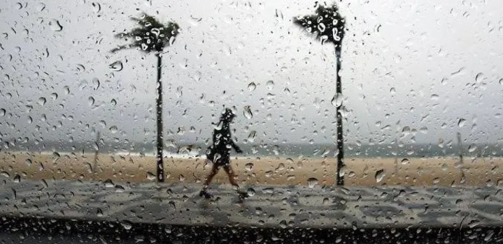 Saiba quais regiões terão mais chuva e calor acima da média neste verão.