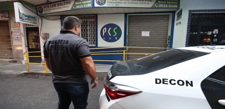 Sócio de laboratório que fez testes errados de HIV é preso no RJ