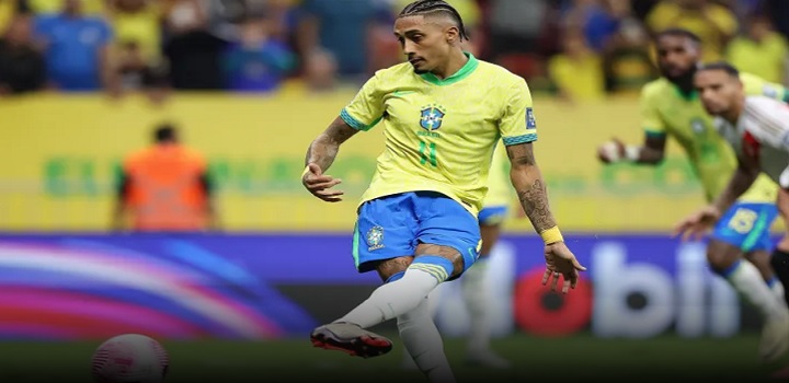 Com golaços e pênaltis, Brasil goleia Peru e afasta crise