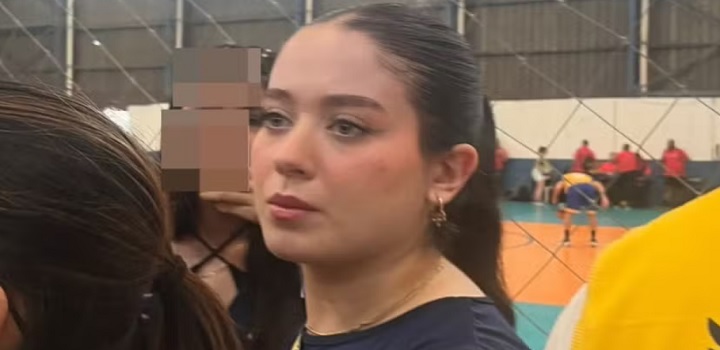 estudante usp demitida