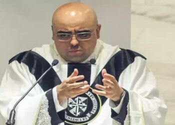 padre jose eduardo