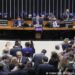 Projeto que pode reduzir pena de Bolsonaro enfrenta resistência e perde força no Senado