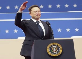 gesto nazistas de elon musk