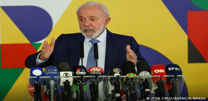 "Maior programa de crédito do país", diz Lula sobre consignado CLT