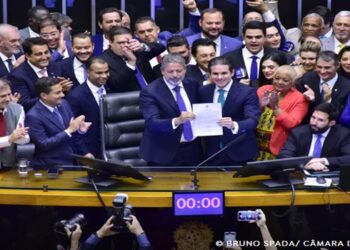 Hugo Motta é eleito presidente da Câmara dos Deputados