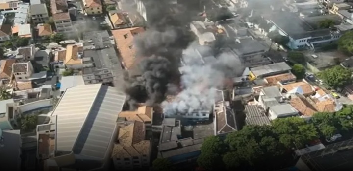 incendio carnaval RJ