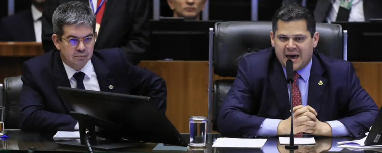 Senado debate regulação do mercado de criptomoedas em audiência pública