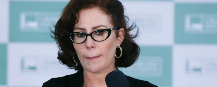STF formou maioria para condenar Carla Zambelli (PL-SP) a 5 anos e 3 meses de prisão e cassação do mandato. Julgamento aguarda vista de Nunes Marques. Veja detalhes.