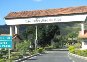 Justiça cassa vereadores em São Sebastião do Alto por fraude à cota de gênero