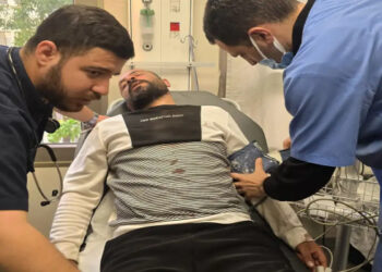 palestino que ganhou o oscar espancado em israel