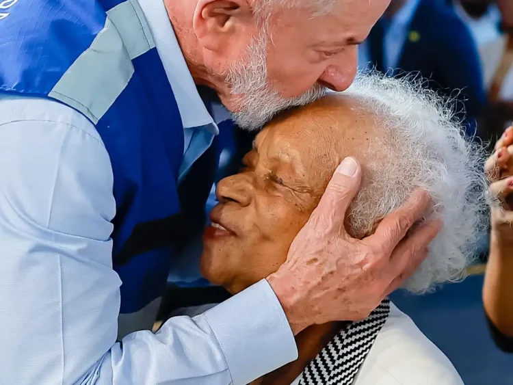 Lula na inauguração do novo campus da UFF em Campos dos Goytacazes-RJ