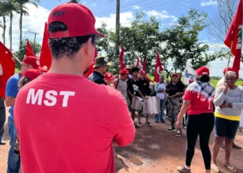 MTS em Campos-RJ: protesto pressiona por reforma agrária em terras da Usina Sapucaia