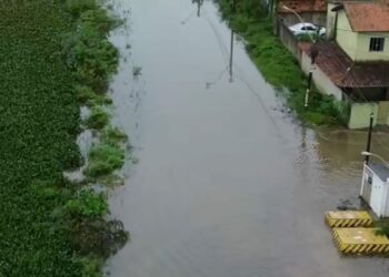 Chuvas no Sudeste destacam crise estrutural e revolta popular