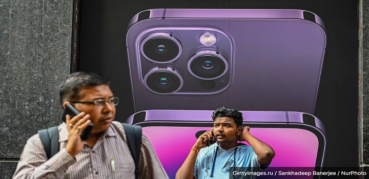 Pressionada por Trump, Apple quer tirar produção de iPhones da China e correr para a Índia