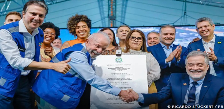 lula inaugura predio da uff em campos