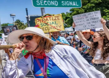 manifestantes contra governo trump