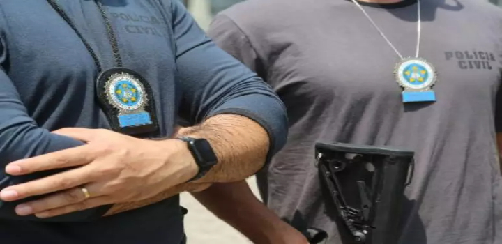 Três homens são presos suspeitos de planejar matar morador de rua