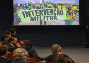 réus por trama golpista