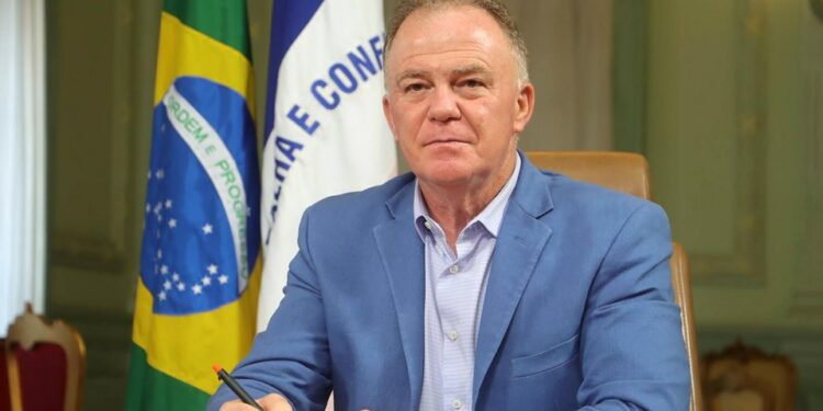 Renato Casagrande: Relato político e diplomático marca semana do governador capixaba