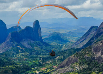 Pancas se consolida como destino de voo livre com competição nacional de parapente