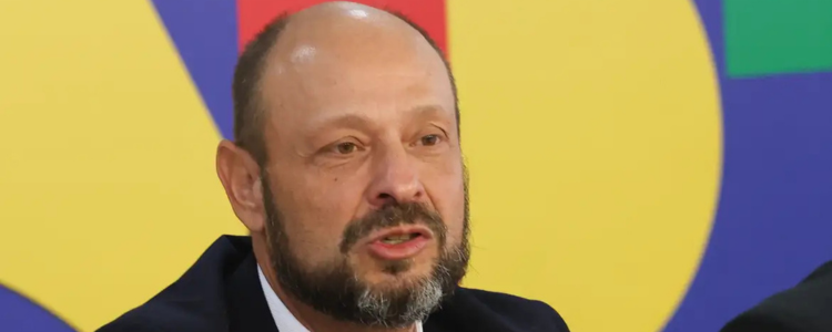 Mais de 9 milhões de beneficiários poderão contestar cobranças feitas entre 2020 e 2025; notificações começam em 14 de maio pelo Meu INSS e telefone 135.