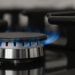 Fogão a gás, elétrico ou de indução? Compare consumo, eficiência, segurança e praticidade. Descubra qual modelo escolher para sua casa e como economizar na compra.