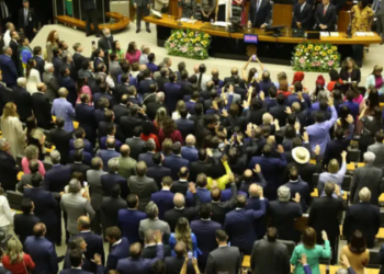 Por decisão do STF, número de deputados federais pode mudar