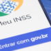Governo brasileiro apresenta proposta para ressarcir aposentados e pensionistas por cobranças indevidas no INSS. Início dos pagamentos está previsto para julho