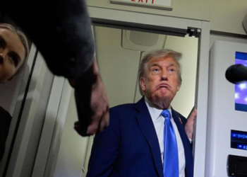 Trump poderá autorizar ataque direto ao Irã nos próximos dias, segundo a Casa Branca. Entre os alvos possíveis está a usina nuclear de Fordo e o uso da bomba GBU-57.