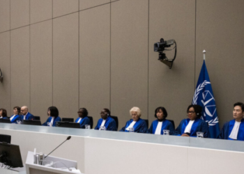 Com sede em Haia, o TPI é alvo de questionamentos sobre imparcialidade e seletividade nas decisões contra líderes de países não ocidentais.