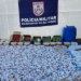 Em ação conjunta no Complexo da Mangueirinha, policiais do BAC e do 15º BPM apreenderam grande quantidade de drogas com ajuda de cães farejadores. Ocorrência foi registrada na 59ª DP.