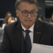 Jair Bolsonaro foi diagnosticado com carcinoma de células escamosas, tipo de câncer de pele de risco intermediário. Ele recebeu alta após internação em Brasília para tratar sintomas de falta de ar e desidratação.
