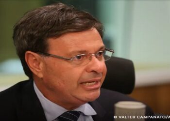 Ex-ministro Gilson Machado é preso pela Polícia Federal
