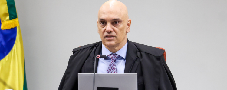 Alexandre de Moraes paralisa decretos que elevavam imposto sobre operações financeiras e convoca conciliação entre Executivo e Legislativo
