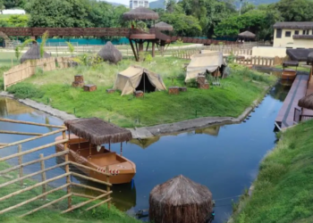 Nove galinhas-d'angola morreram por gripe aviária no BioParque do Rio. Zoológico reabre nesta quinta (24) com restrições na área da savana.