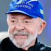 Lula critica jornada 6x1 e anuncia discussão por modelo mais flexível. Proposta enfrenta resistência de empresários que temem impacto financeiro.